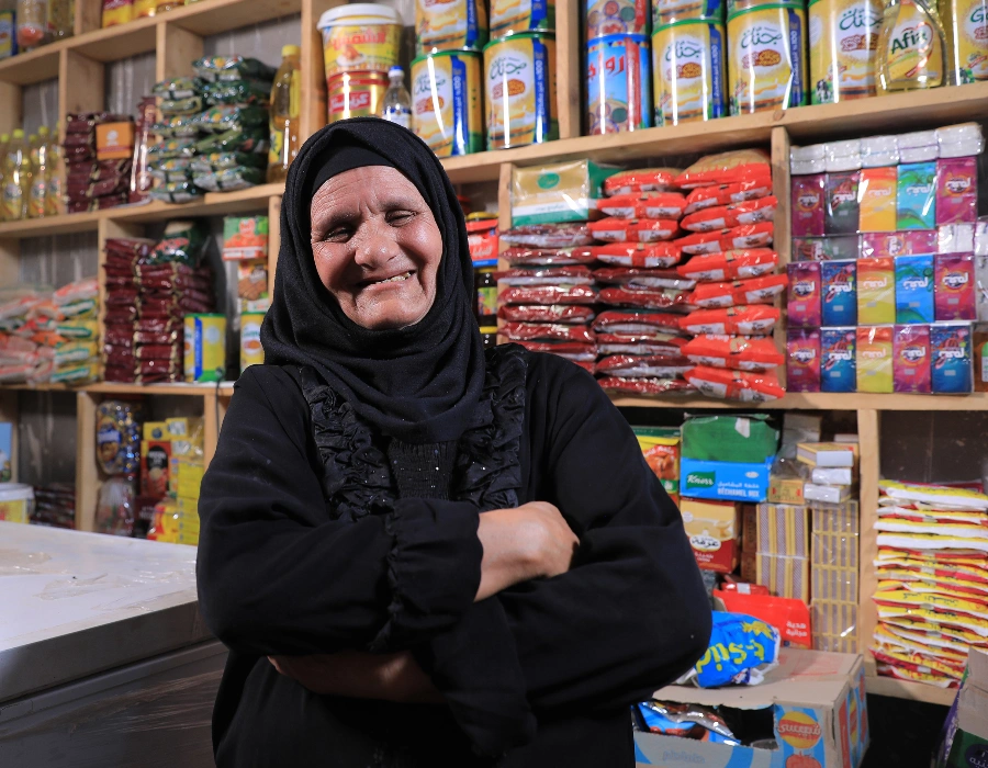 amal header slider of people (4)