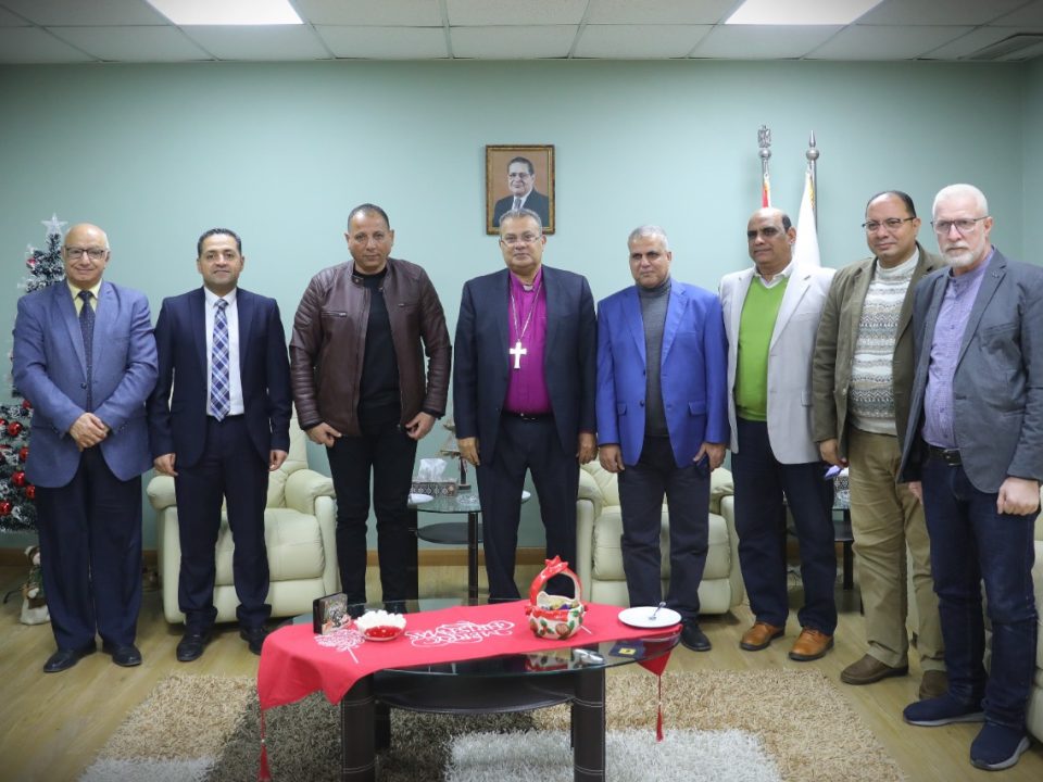 مشروع تنفيذ ٣٠٠ مشتل لتجميل القاهرة بالتعاون بين الهيئة الإنجيلية وهيئة نظافة وتجميل القاهرة (1)