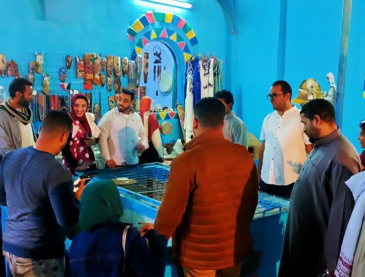 أنشطة منتدى الحوار خلال نوفمبر بمحافظة أسوان (7)