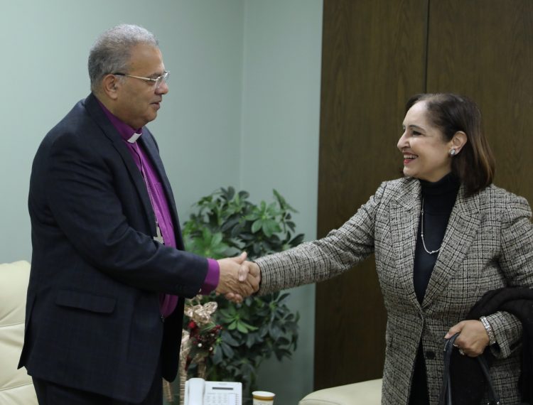 استضافة السفيرة (6)