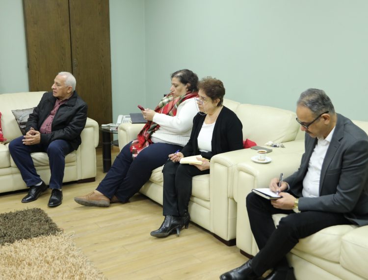 استضافة السفيرة (7)