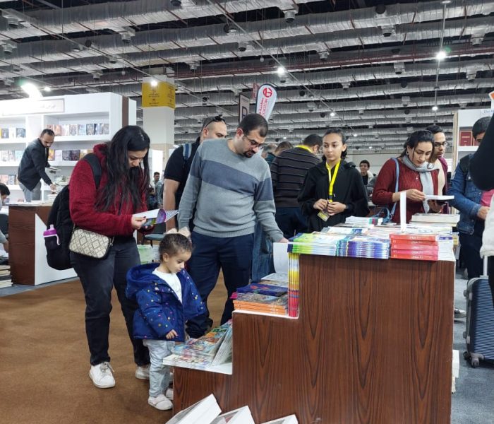 الهيئة الإنجيلية تشارك بدار الثقافة في معرض القاهرة الدولي للكتاب (6)