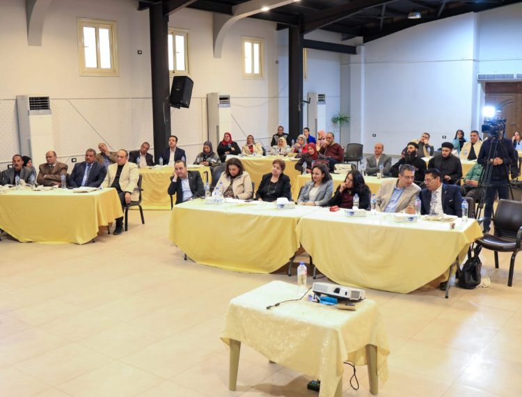 الهيئة الإنجيلية تنظم حفلًا لتخرج 54 من الشباب أبطال التغيير من المجتمعات المحلية بمحافظة المنيا (4)