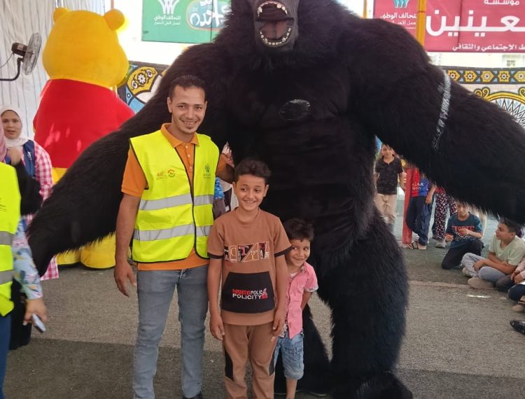 ايد واحدة (4)