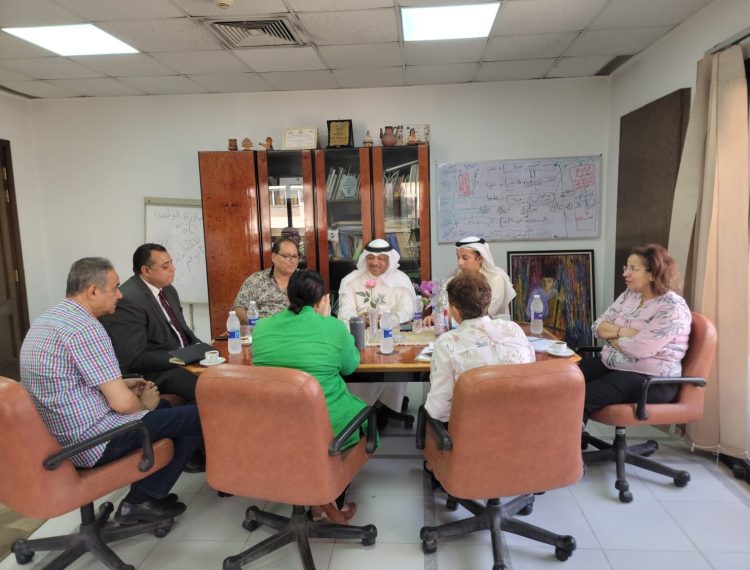 جلسة تنسيقية مع الاتحاد العربي للتطوع بمقر الهيئة بالنزهة الجديدة (3)