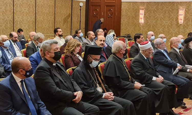 رئيس الإنجيلية يختتم مؤتمر آفاق بناء السلام في الأردن08