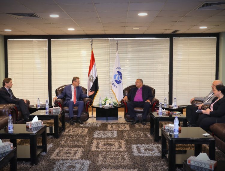 رئيس الطائفة الإنجيلية بمصر يستقبل فرانك هارتمان سفير ألمانيا بالقاهرة (2)