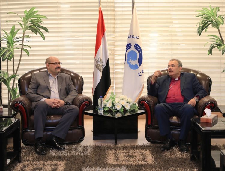 رئيس الطائفة الإنجيلية يستقبل وفدًا أمريكيًّا (10)