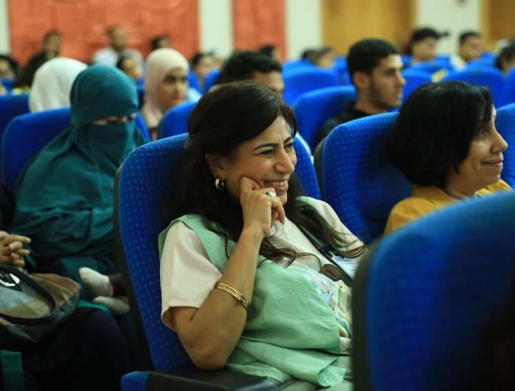 سيب المواقع واهتم بالواقع (1)