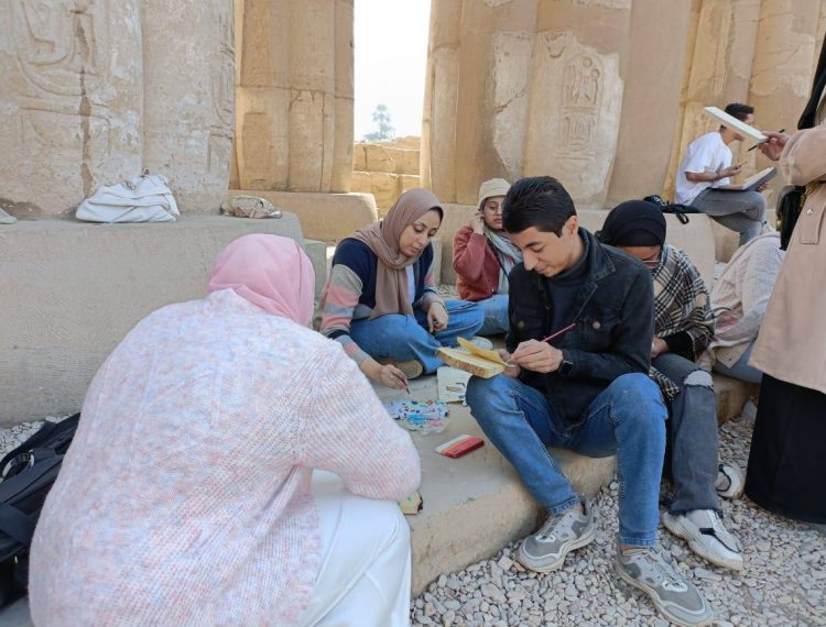 فعاليات منتدى الحوار احتفالاً باليوم العالمي لحقوق الإنسان بـ 9 محافظات - الأقصر (2)